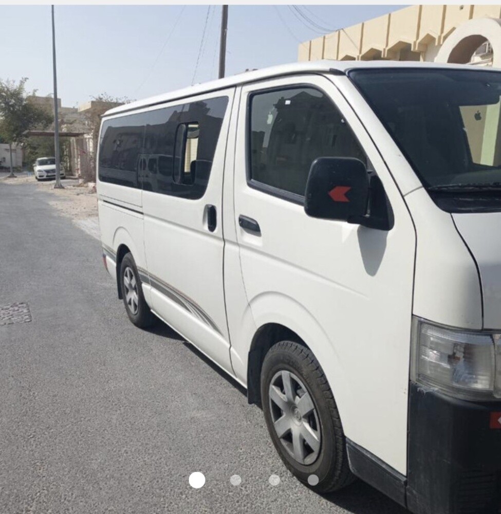 HiAce for rent with driver or witho - 2