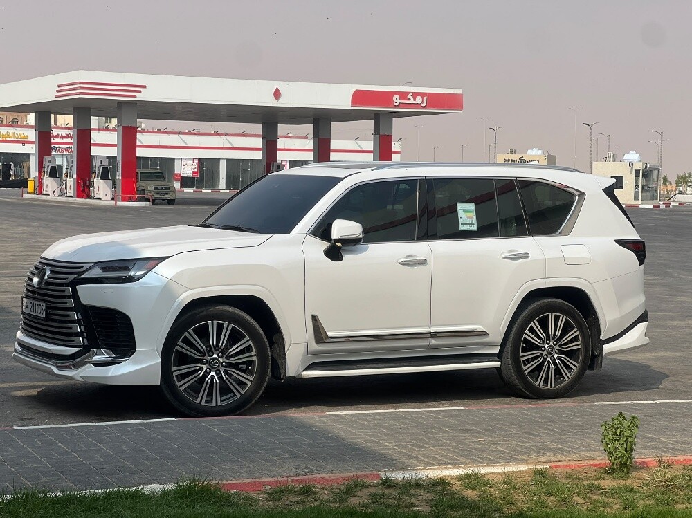 LX 600 Luxury - 3