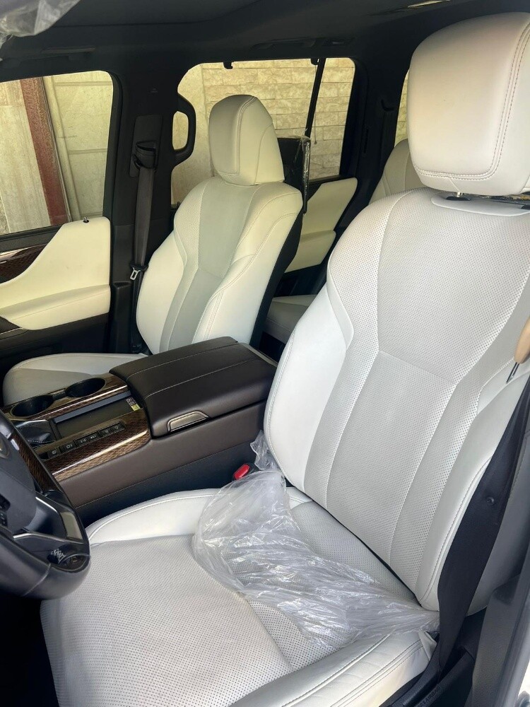 LX 600 Luxury - 6