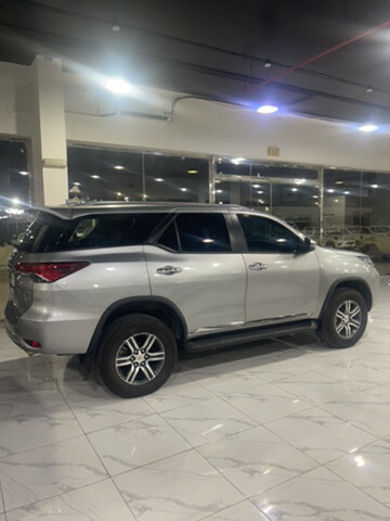 showroom Mubarak Al QAHTANI  - 2