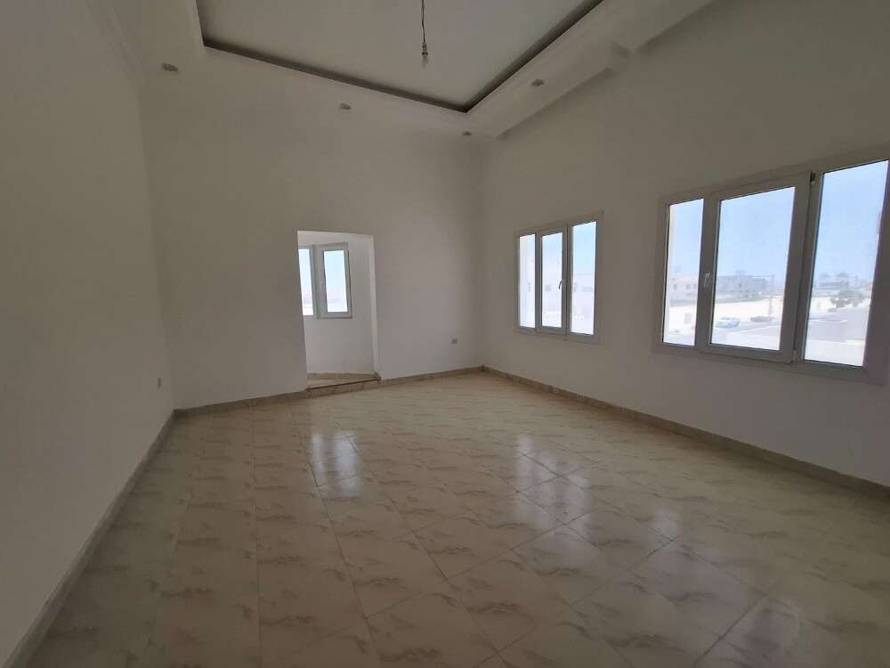 Villa for rent in Hazoom Al Waseel - 8