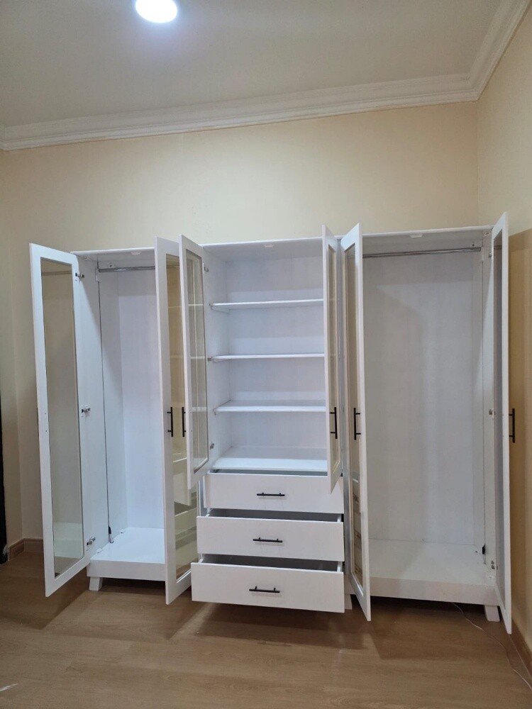 Doha furniture item sale - 12