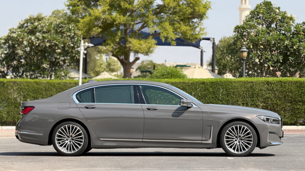 BMW 730 Li - 8