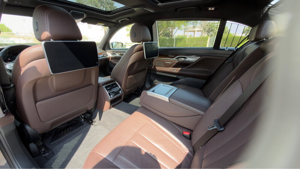 BMW 730 Li - 14
