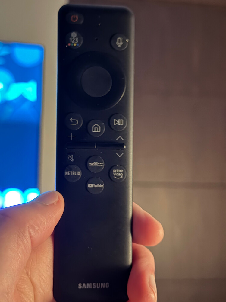 SAMSUNG 65” OLED S85F – 4K SMART TV - 2