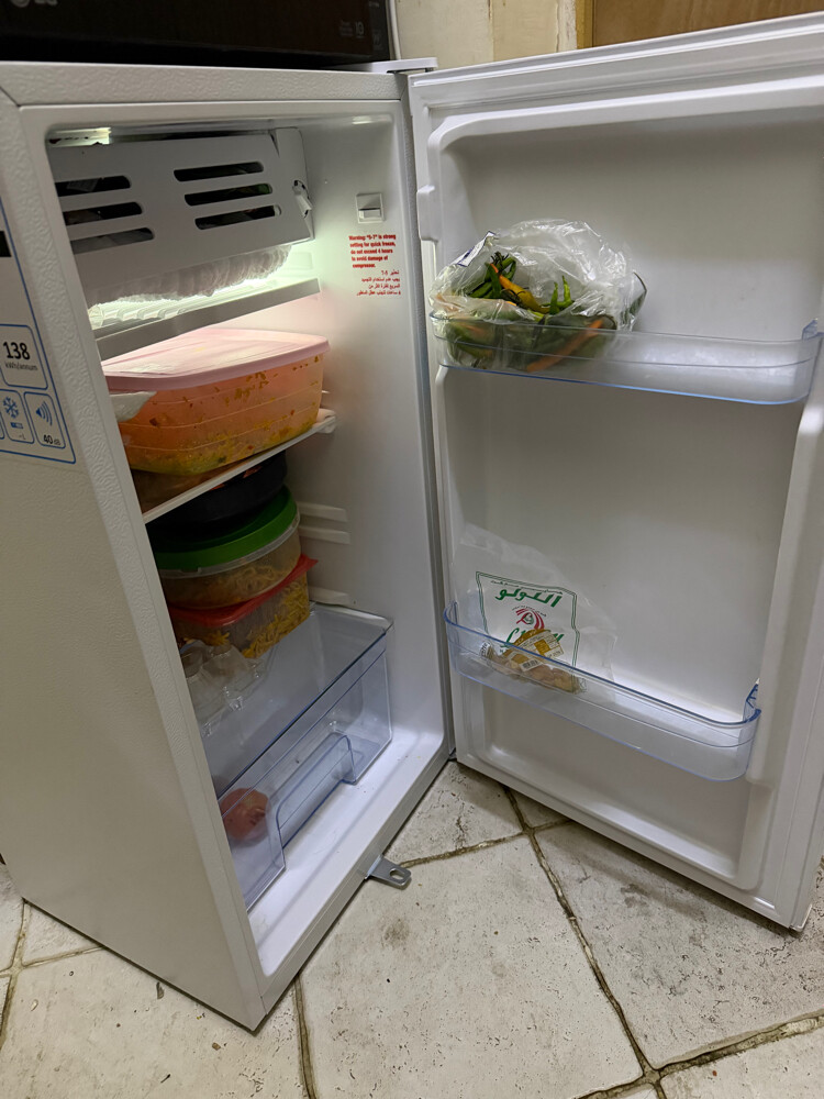 Oscar refrigerator 1month used - 2