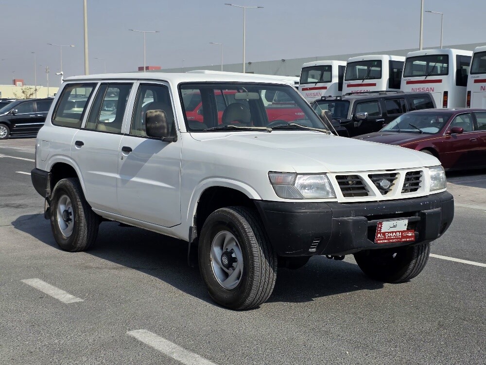 نيسان باترول جير عادي ابيض 1998 - 4
