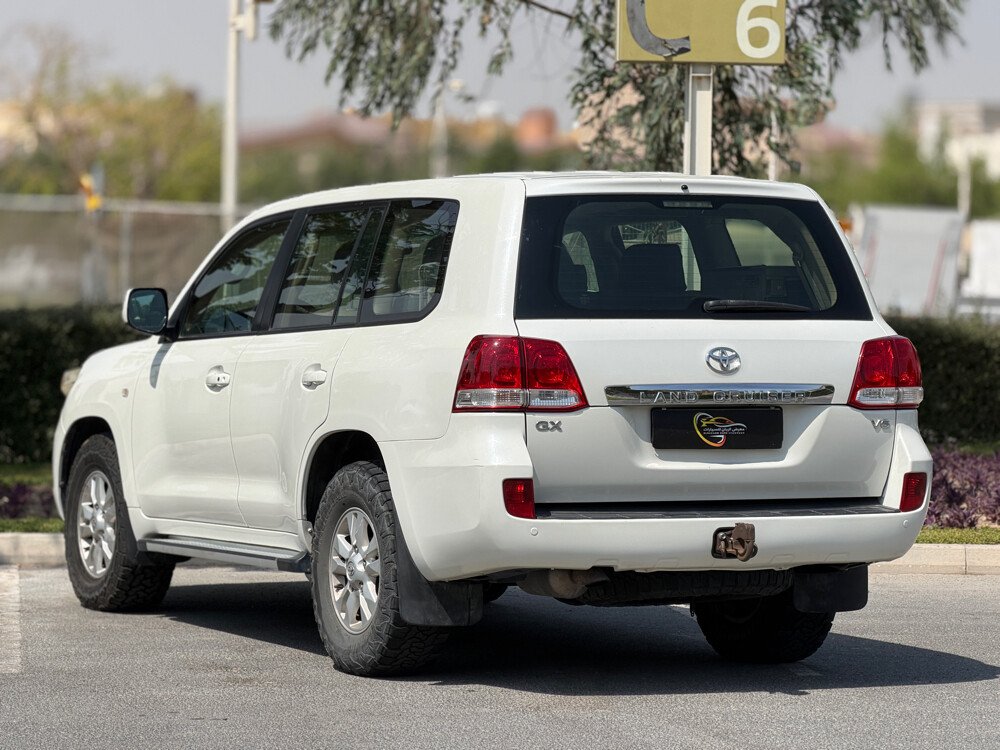 Toyota Land Cruiser GX - 7