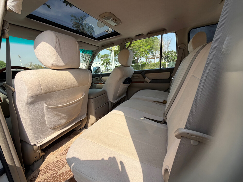 Toyota Land Cruiser GXR  - 13