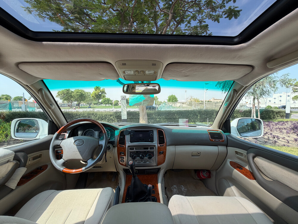 Toyota Land Cruiser GXR  - 11