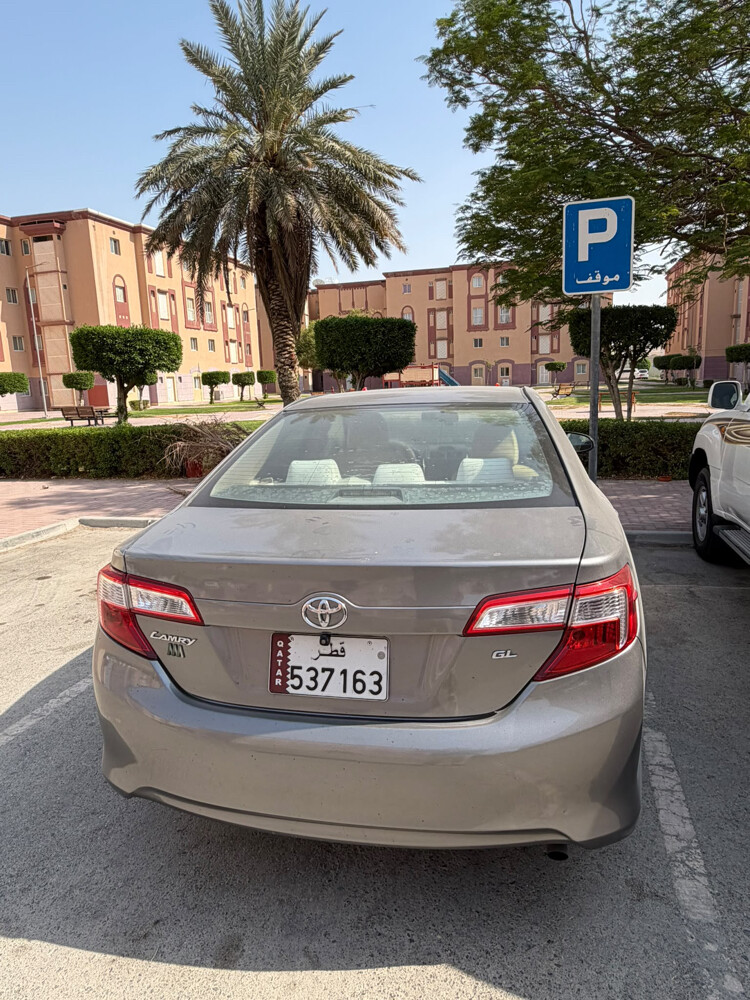 Toyota Camry 2012 for sale family u - 2