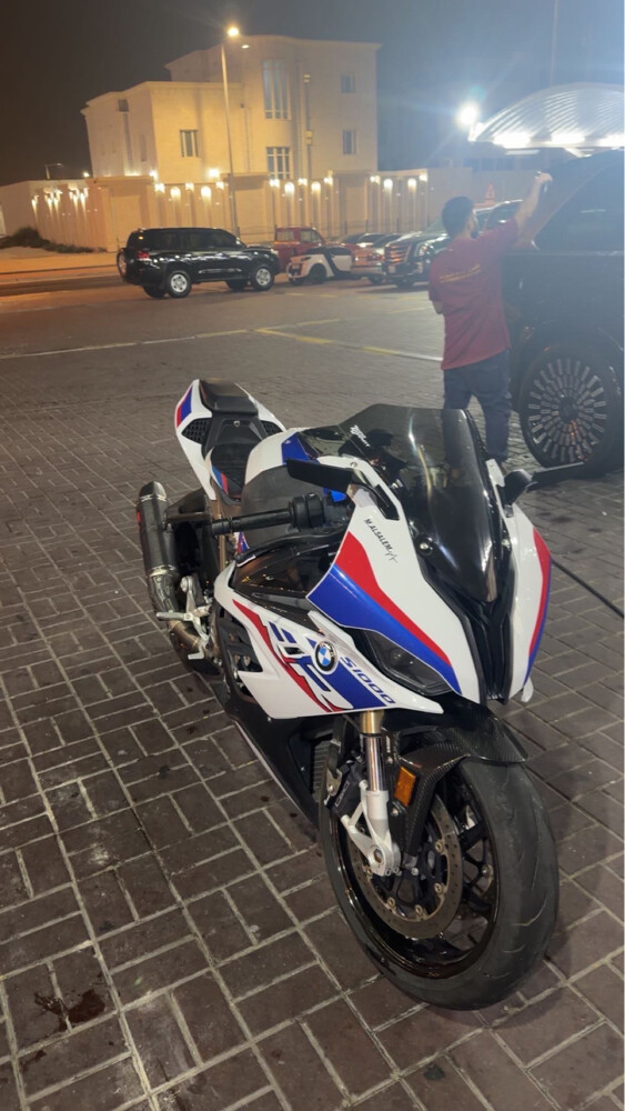 بي ام دبليو 2020 - 4
