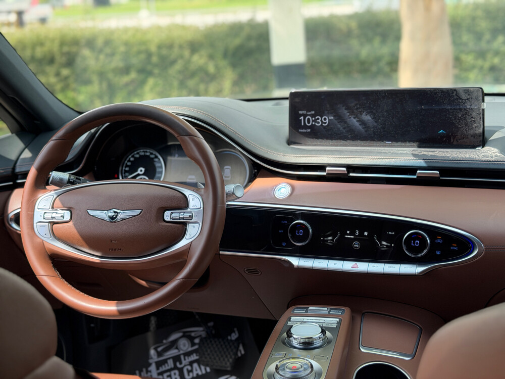 Genesis GV 70 - 12