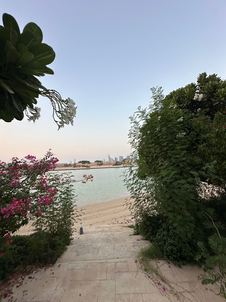 Villa by the sea  Al Qutaifiya rent - 25