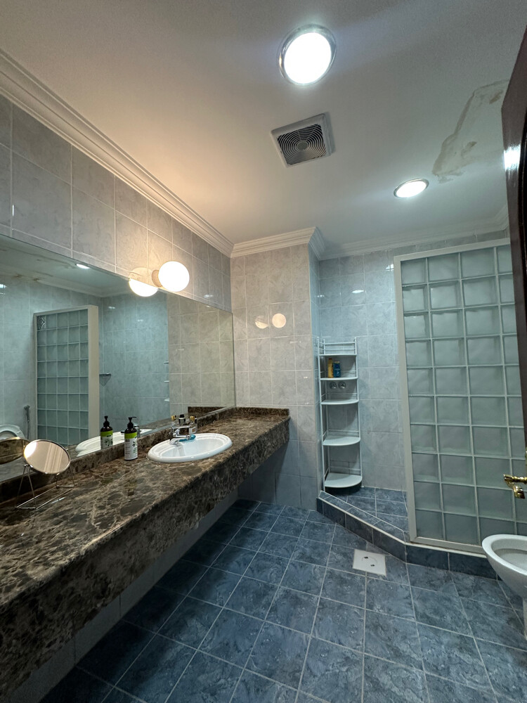 Villa by the sea  Al Qutaifiya rent - 22