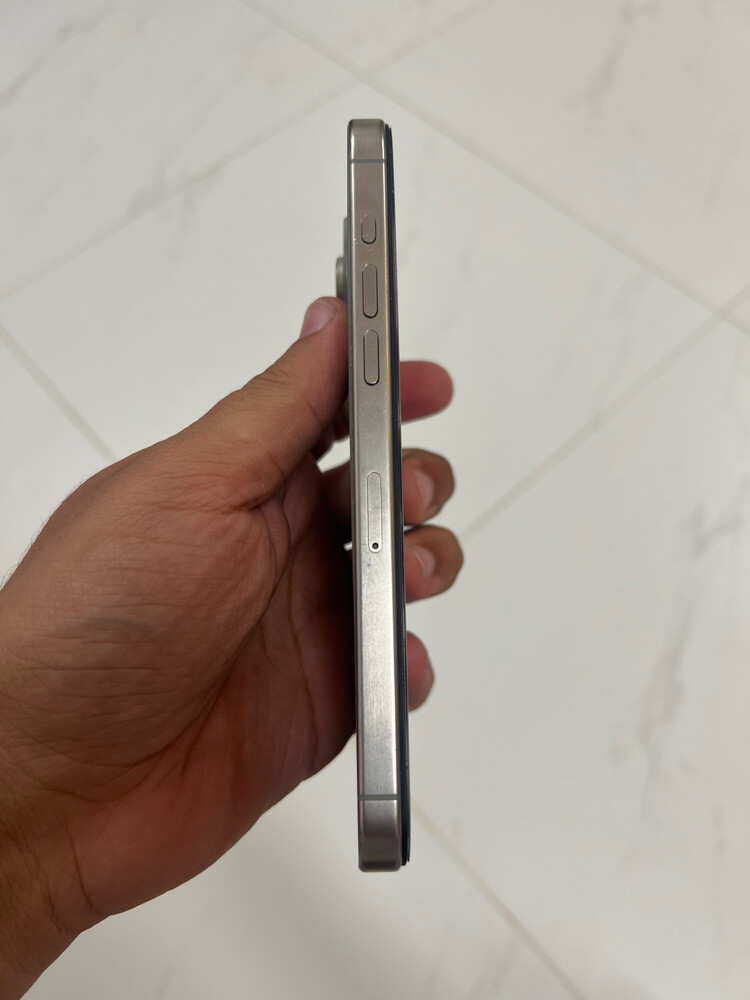 iPhone 15 Pro Max - 2