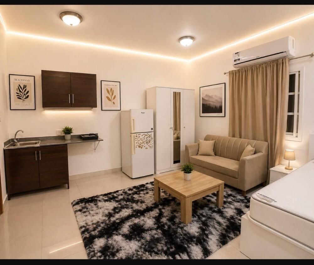 ستوديو نظيف جدا غير مفروش2300دحيل - 1