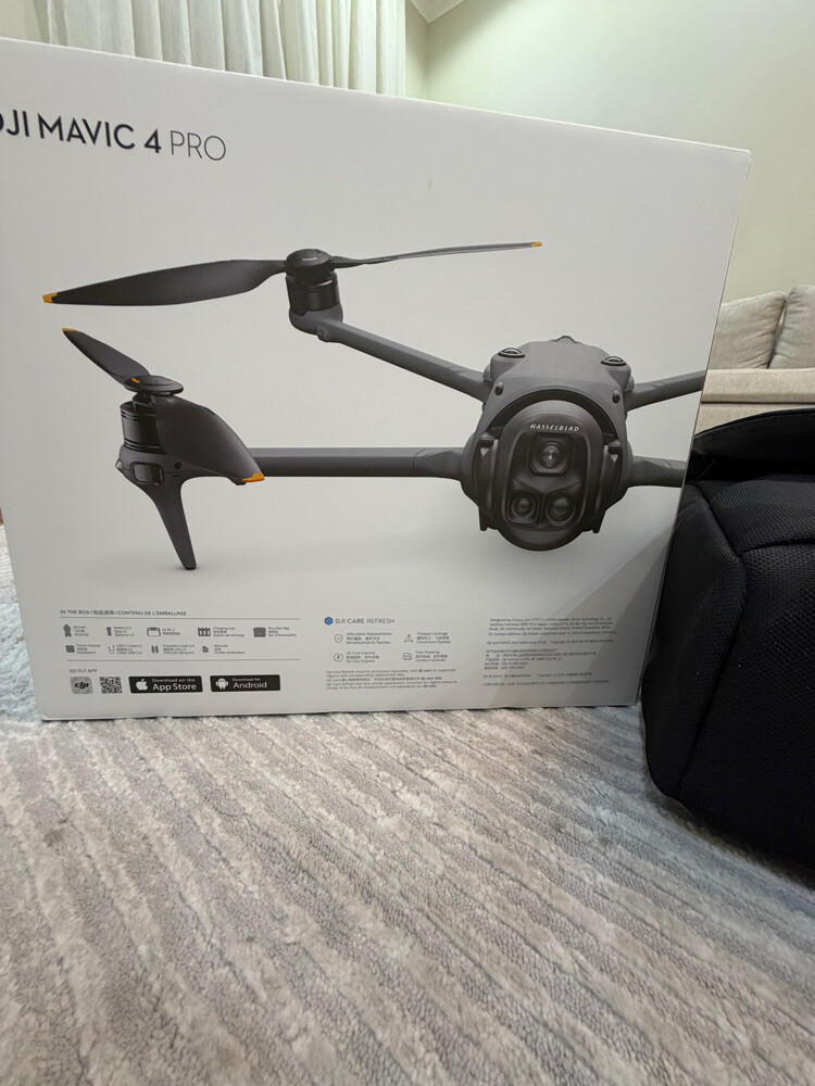 MAVIC 4 pro combo - 1