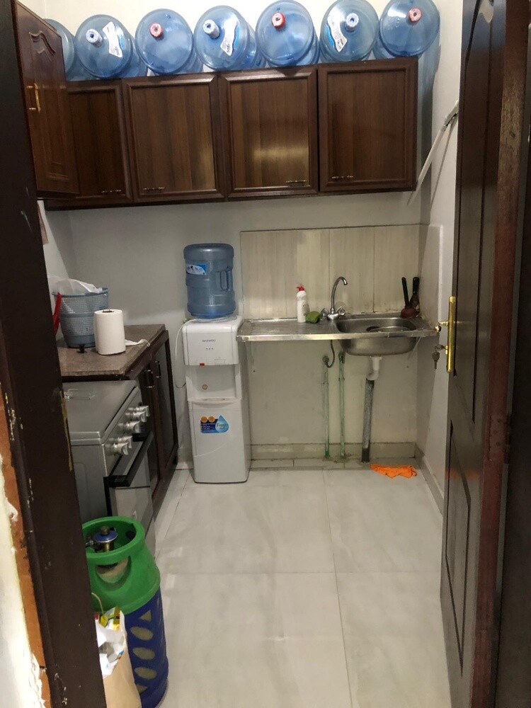 غرفتين/صاله بدون فرش 3300الوكر - 6