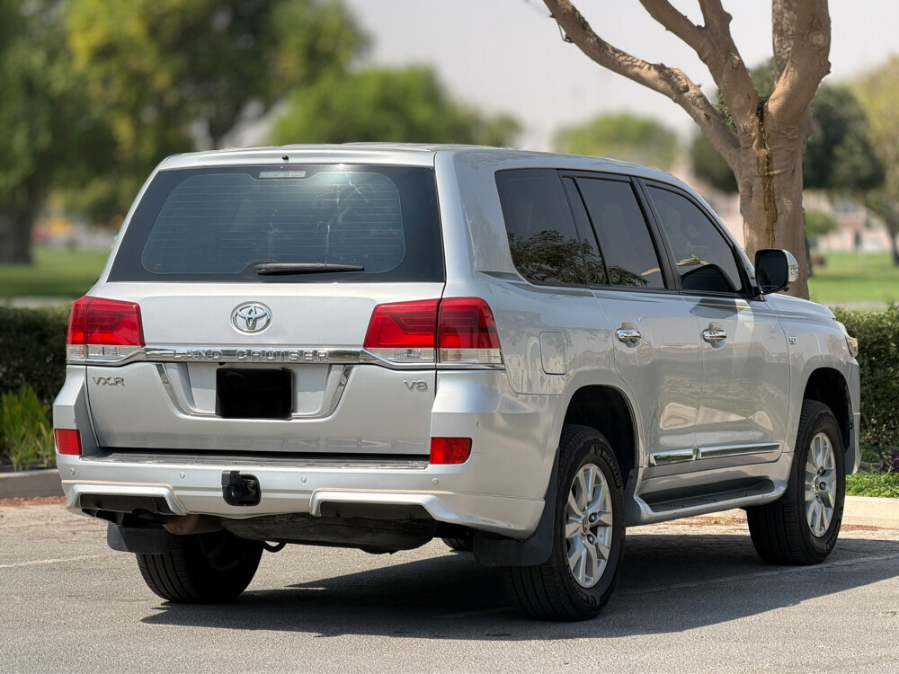 Land Cruiser GXR V8 - 5