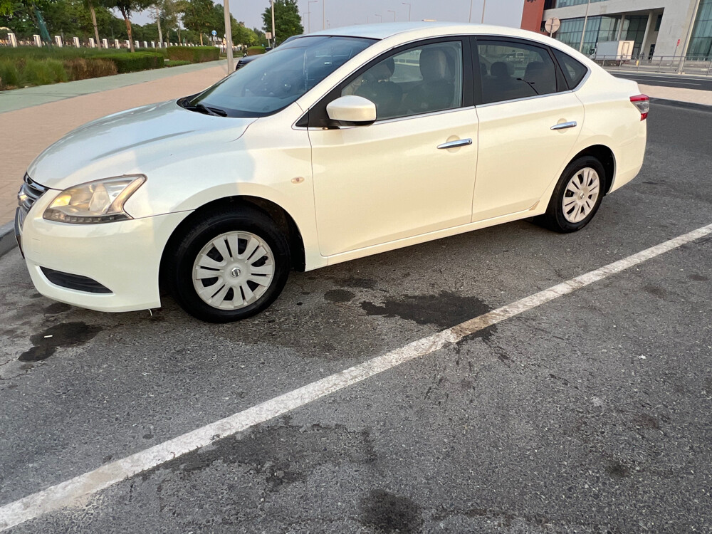 Nissan Sentra-2013 model - 6