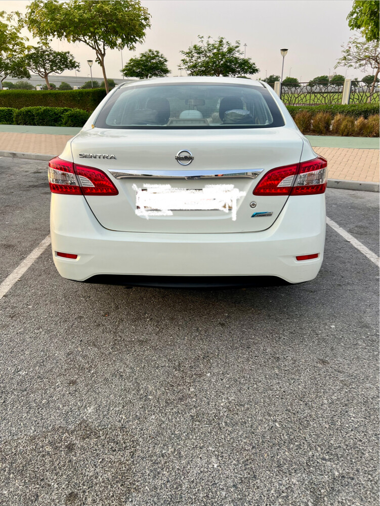 Nissan Sentra-2013 model - 5