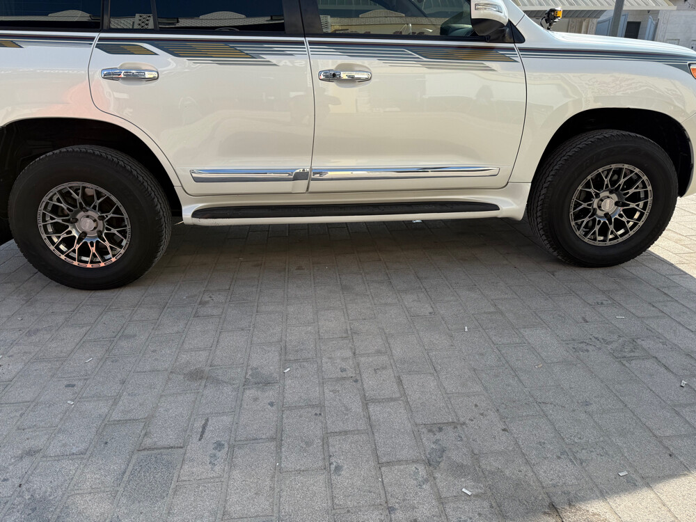 Titania VRX alloy wheels - 2