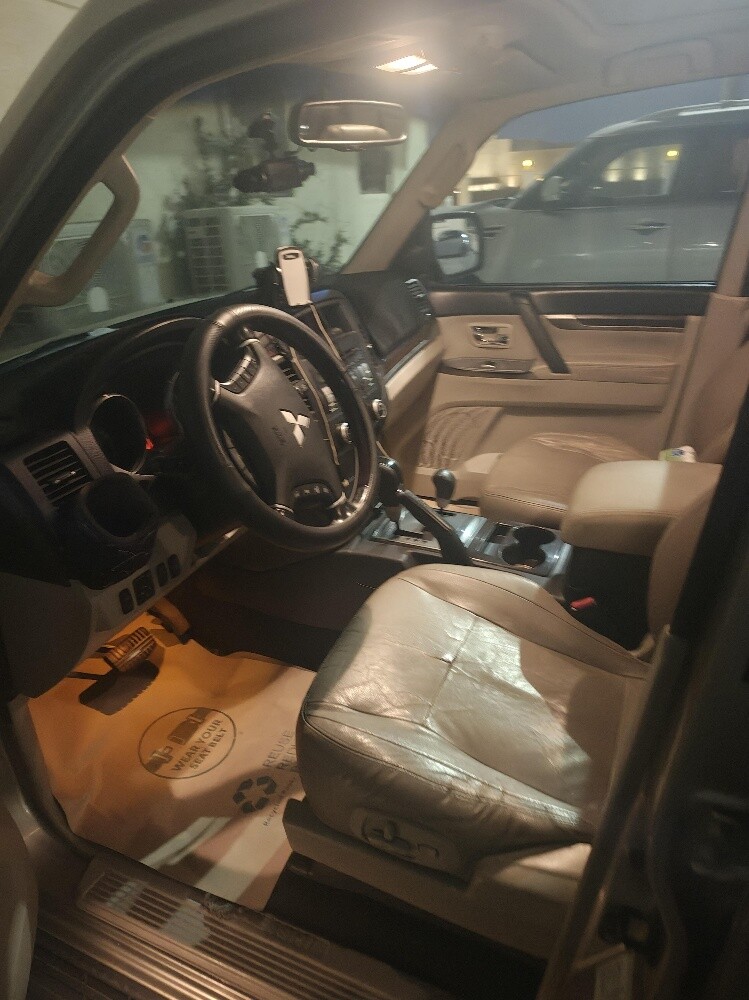 Mitsubishi Pajero 3.8L V6 - 3