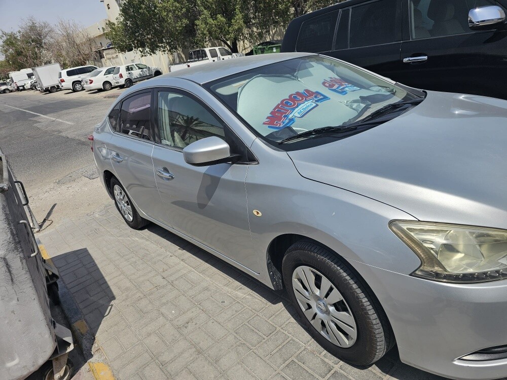 single handed use 2014 Sentra neat - 2