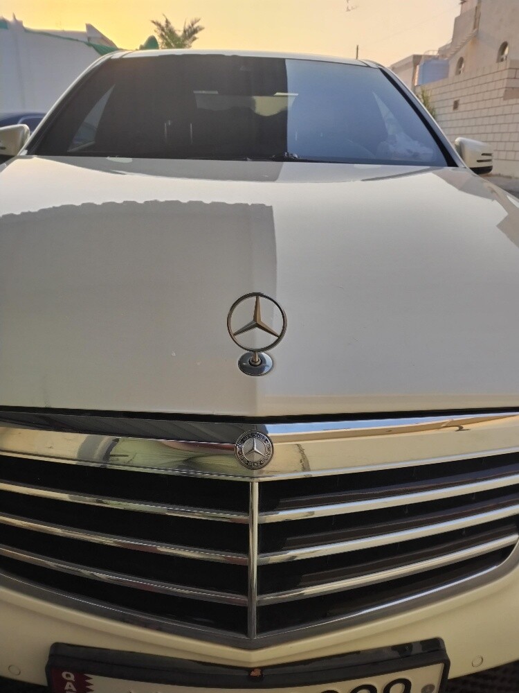 Mercedes E300 - 2