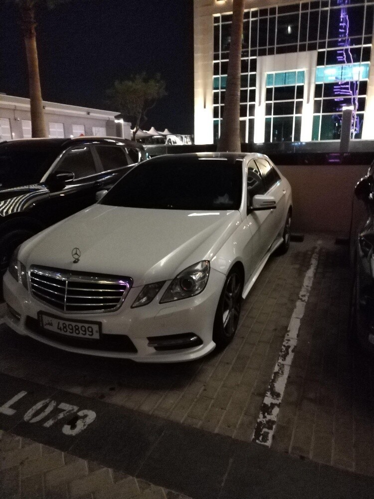Mercedes E300 - 1