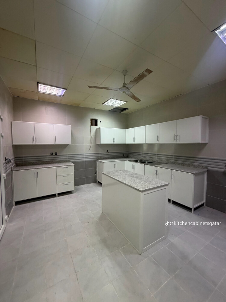 Kitchen cabinet - 28