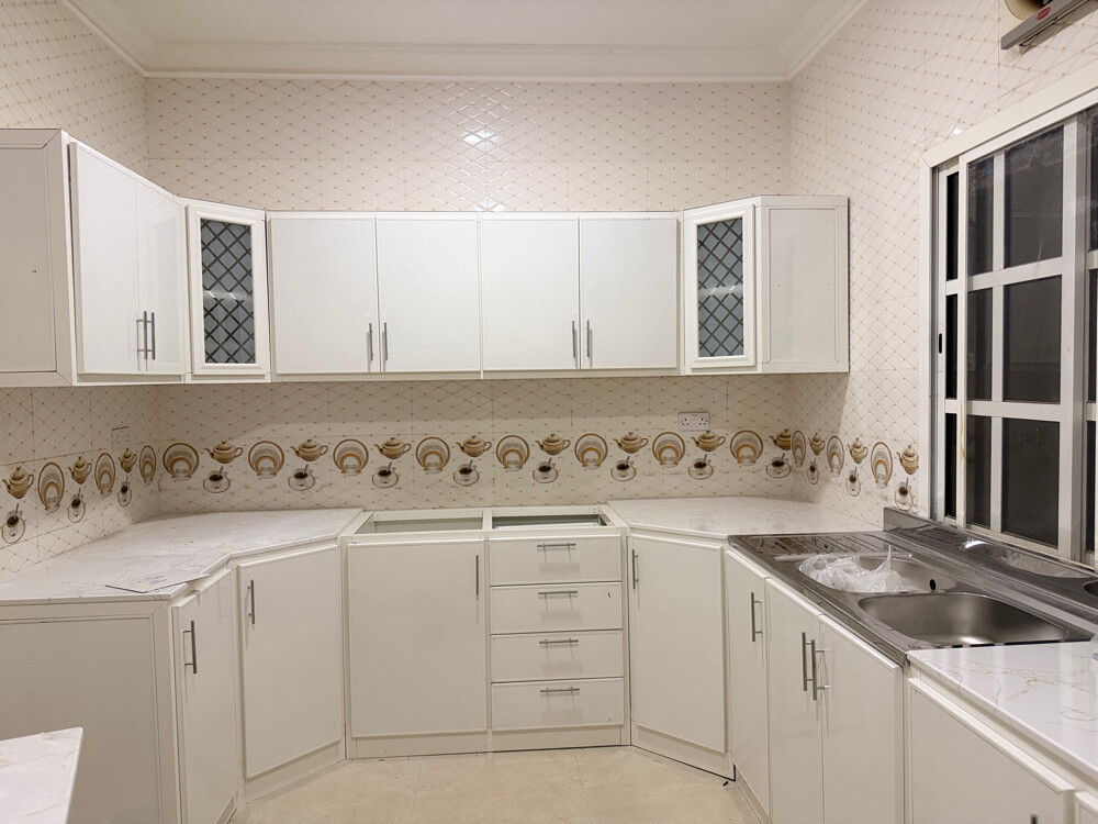 Kitchen cabinet - 7