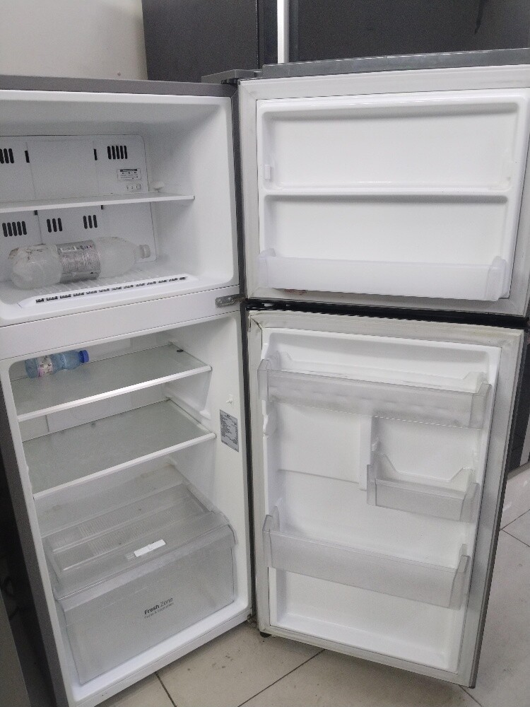 Lg refrigerator good condition - 4