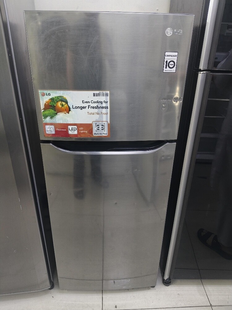 Lg refrigerator good condition - 1