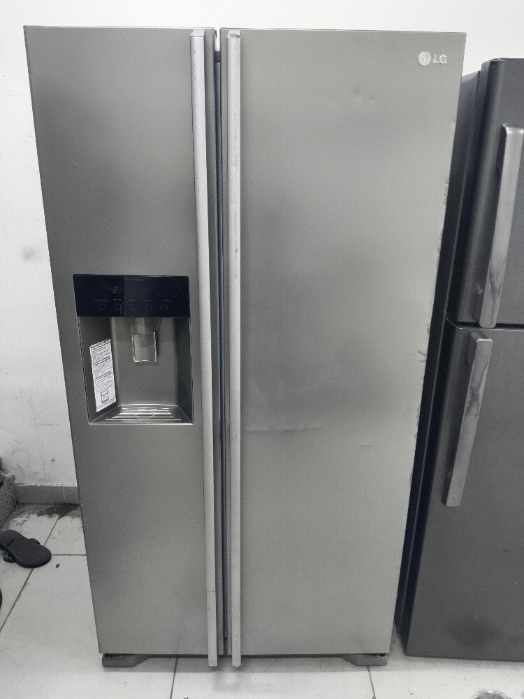 Lg refrigerator like new 600 leeter - 1