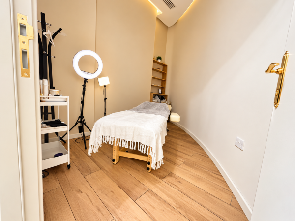 Salon at Lusail Boulevard For Sale - 8