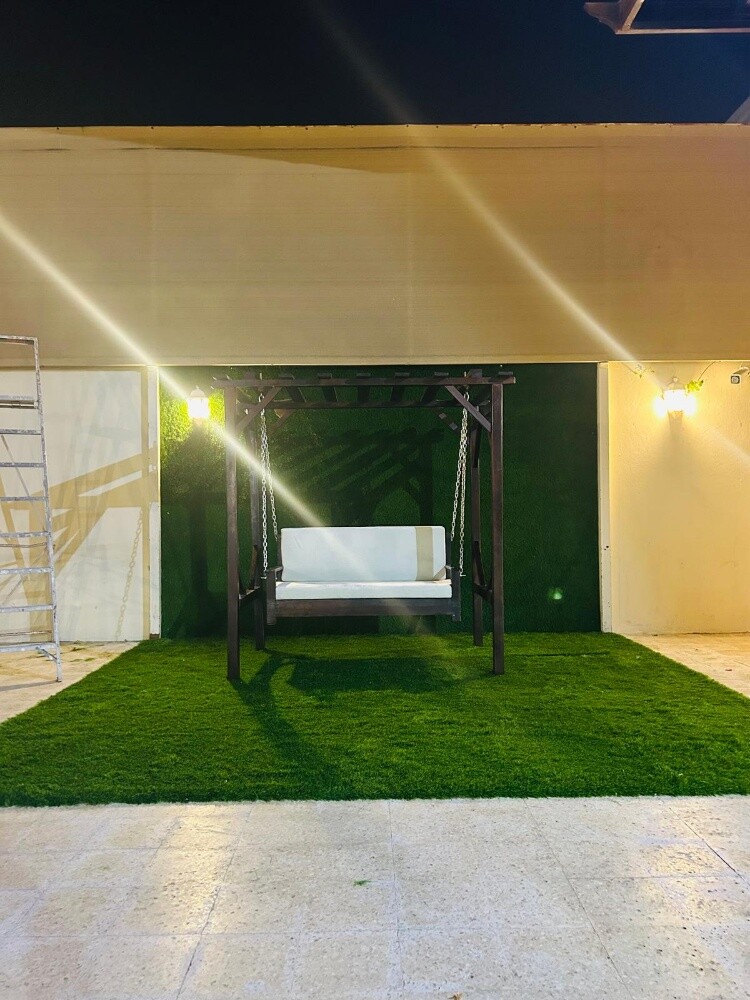 Artificial Grass and wall decor - 5