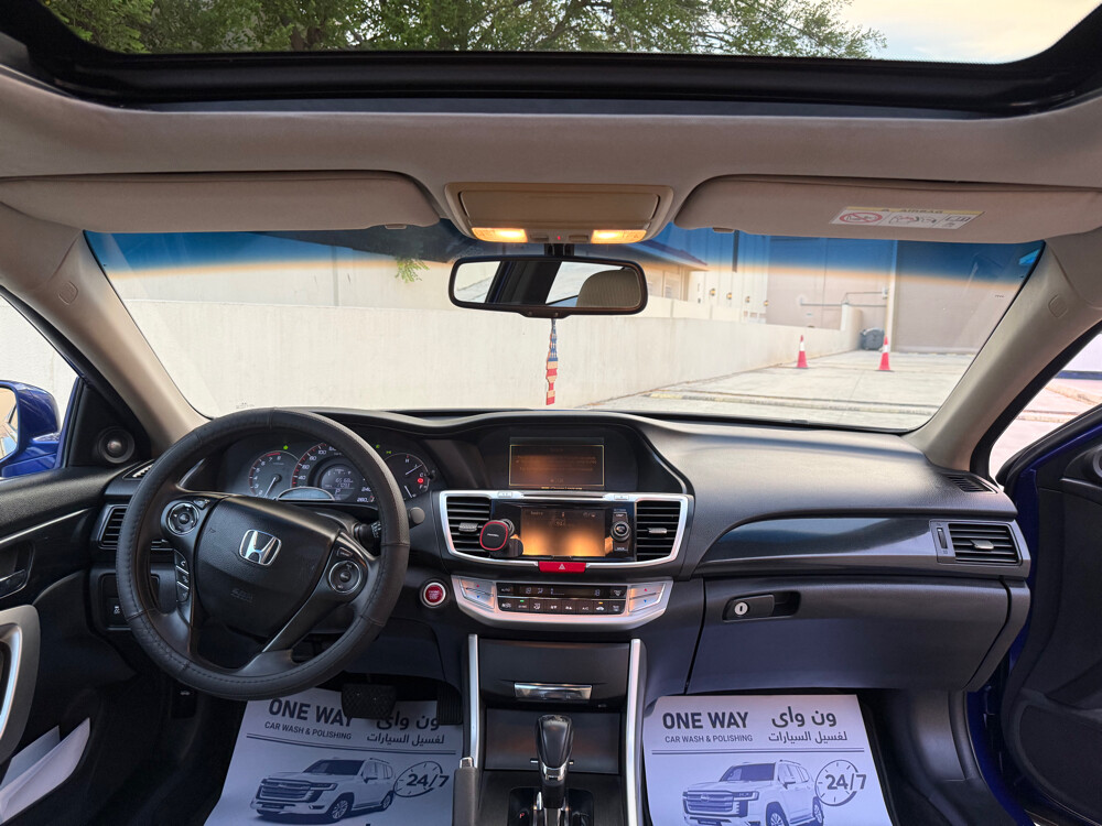 Honda Accord Coupe - 3