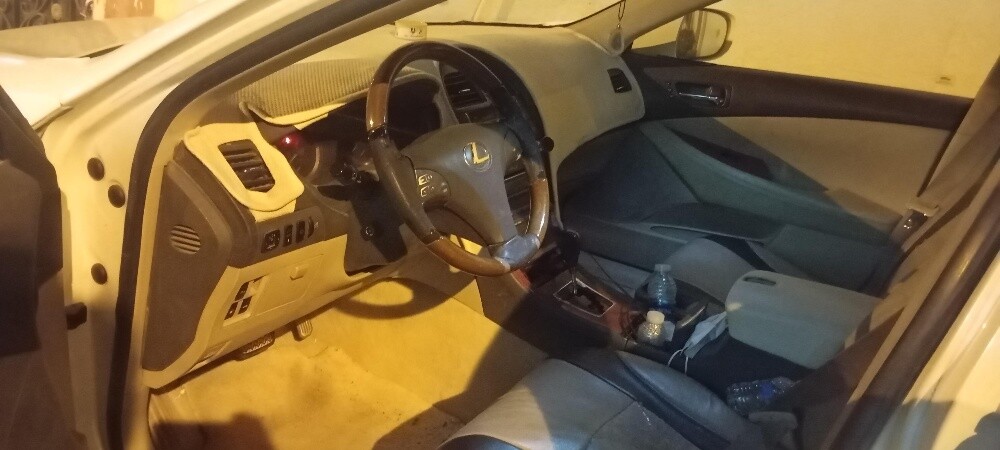 للبيع لكزس اي اس 350 - 3