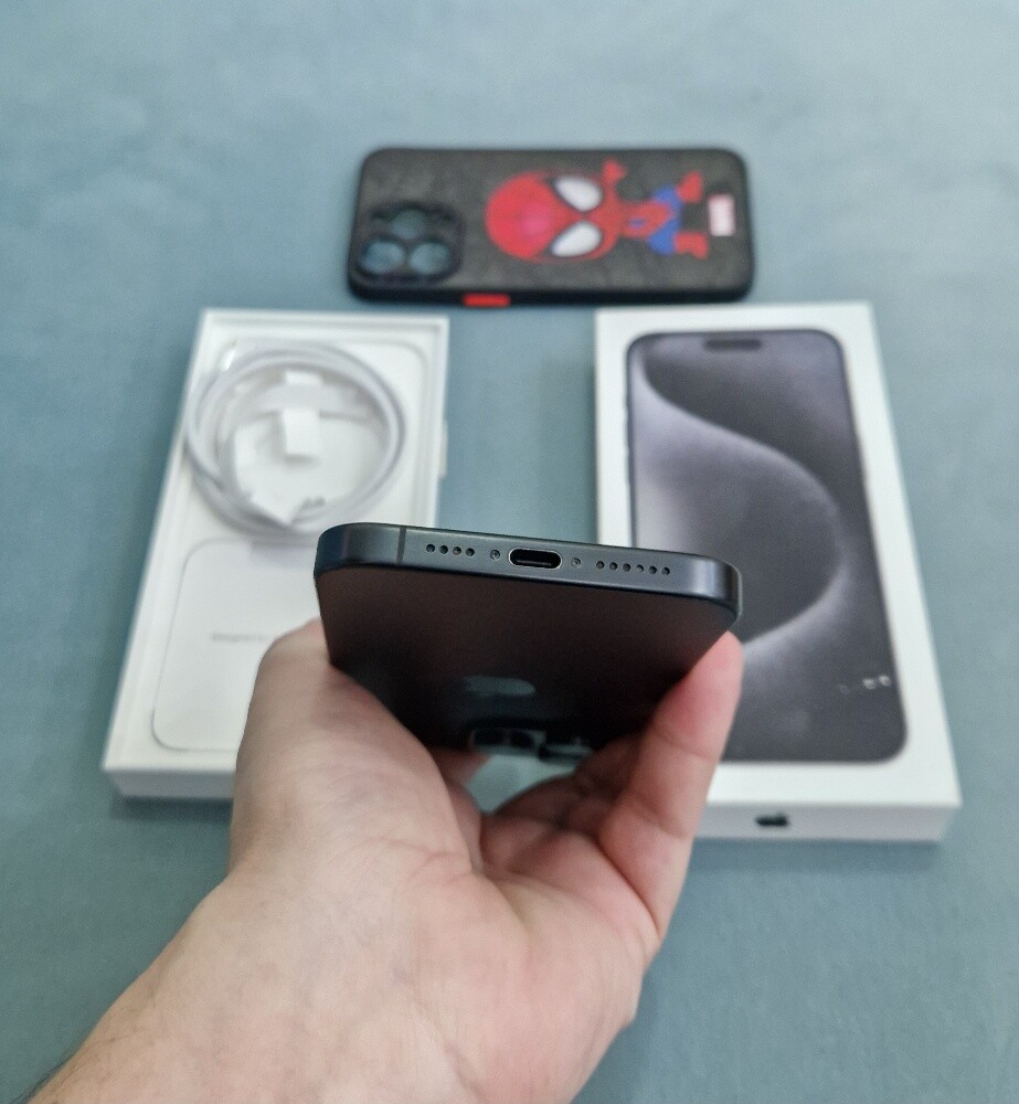 Iphone 15 pro max 256GB - 13