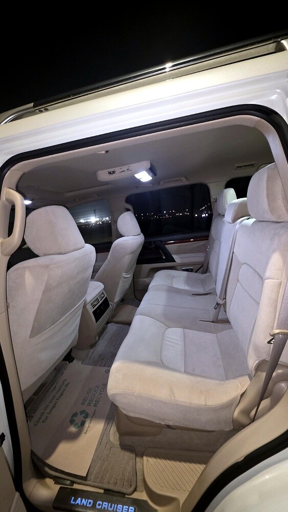 LandCruiser - 11