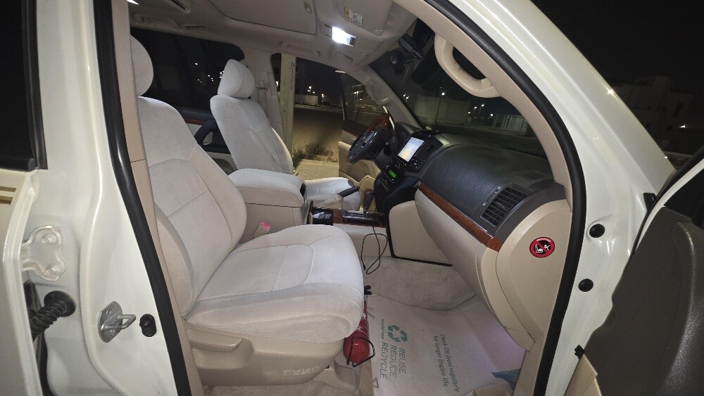 LandCruiser - 25