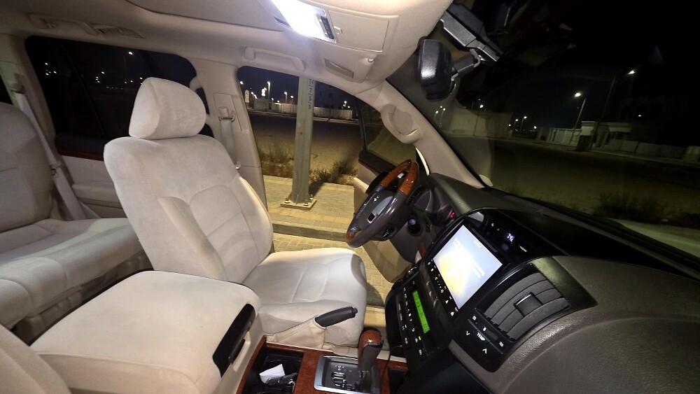 LandCruiser - 8