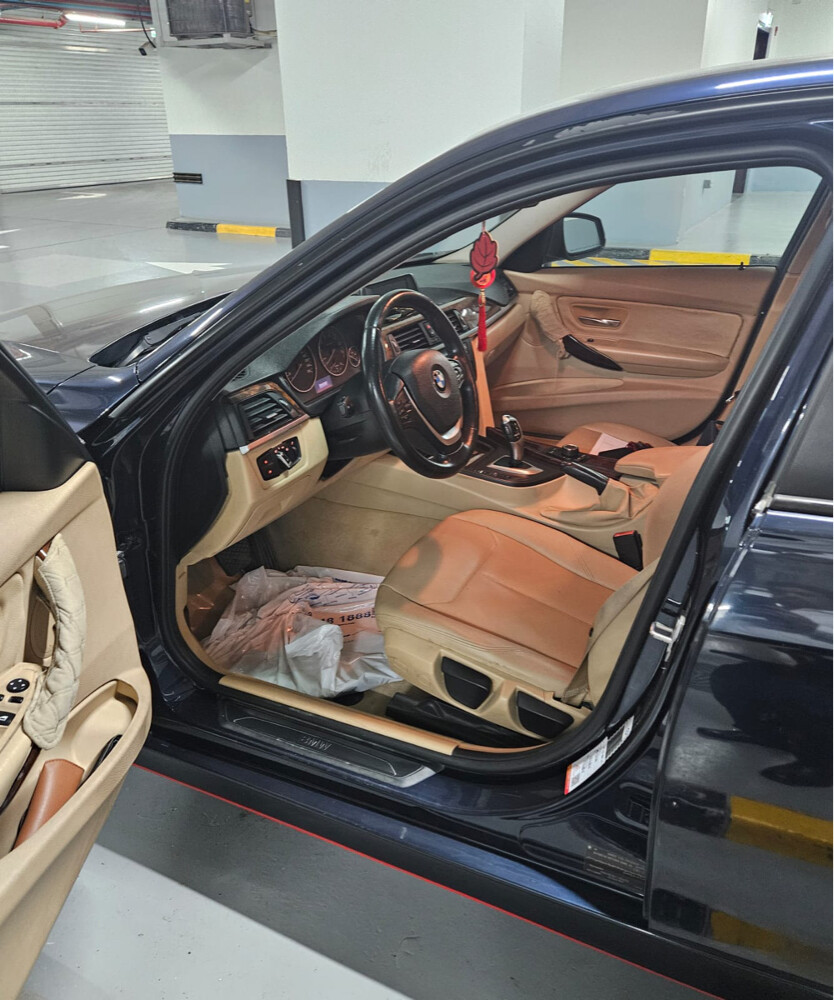 Bmw 320i - 4