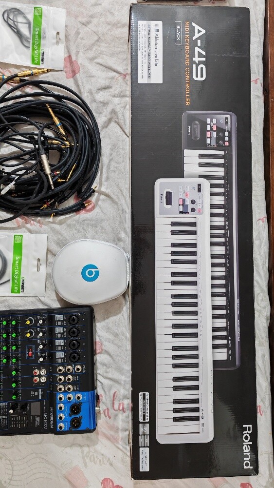 Keyboard,Mixer & Audio Interface - 2