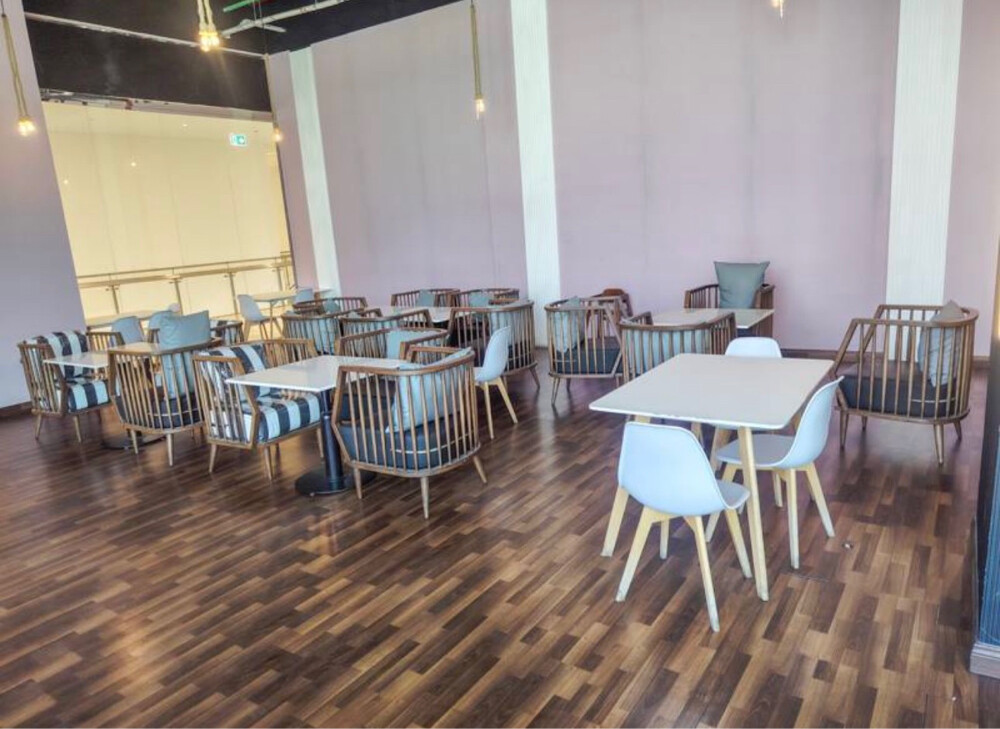 Restaurant & Café Equipment, - 1