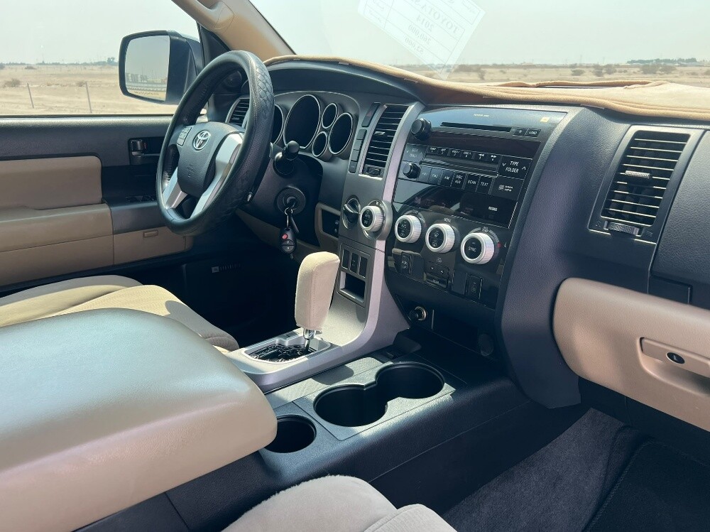 تويوتا سيكويا اس ار 5   2014 - 8