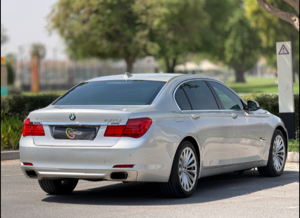 بي أم 740 ال أي - 6