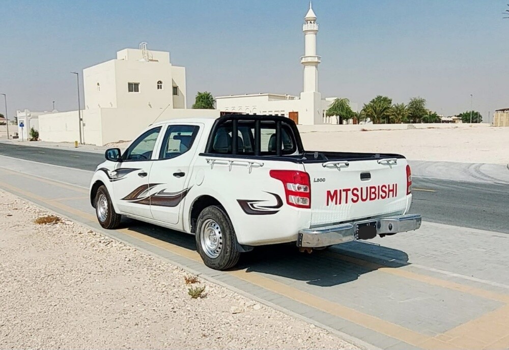 MITSUBISHI L200 - 6